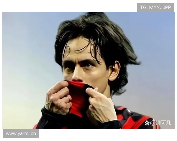 吉鲁与伊布进球效率分化引发前锋单点驱动趋势