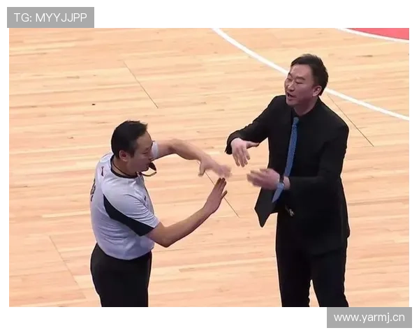 技术犯规详细解读，全面了解NBA和FIBA的判罚标准